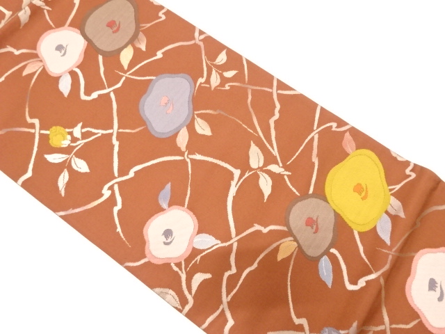 椿模様織り出し袋帯